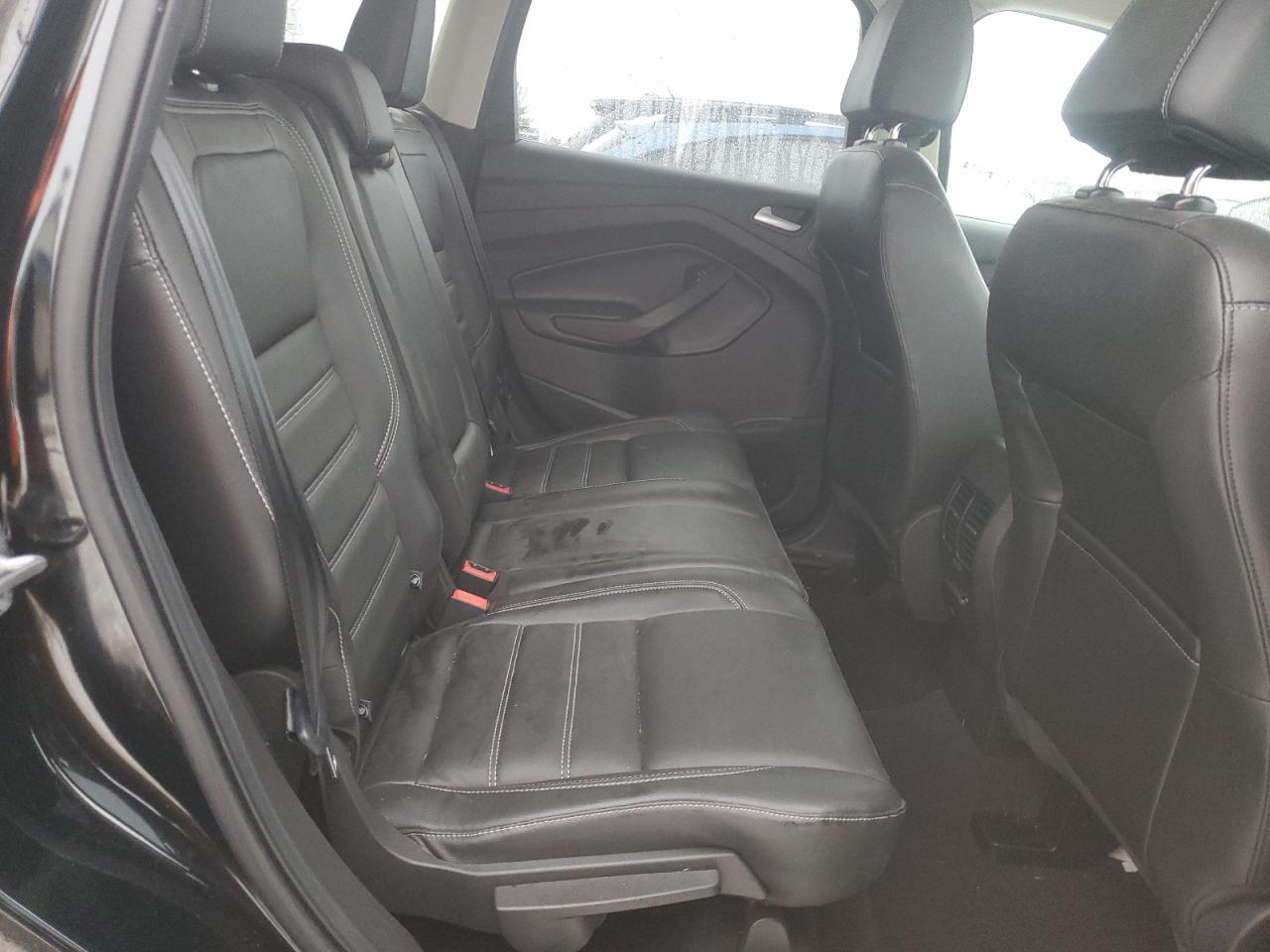 1FMCU9J9XHUD39822 FORD ESCAPE 2017