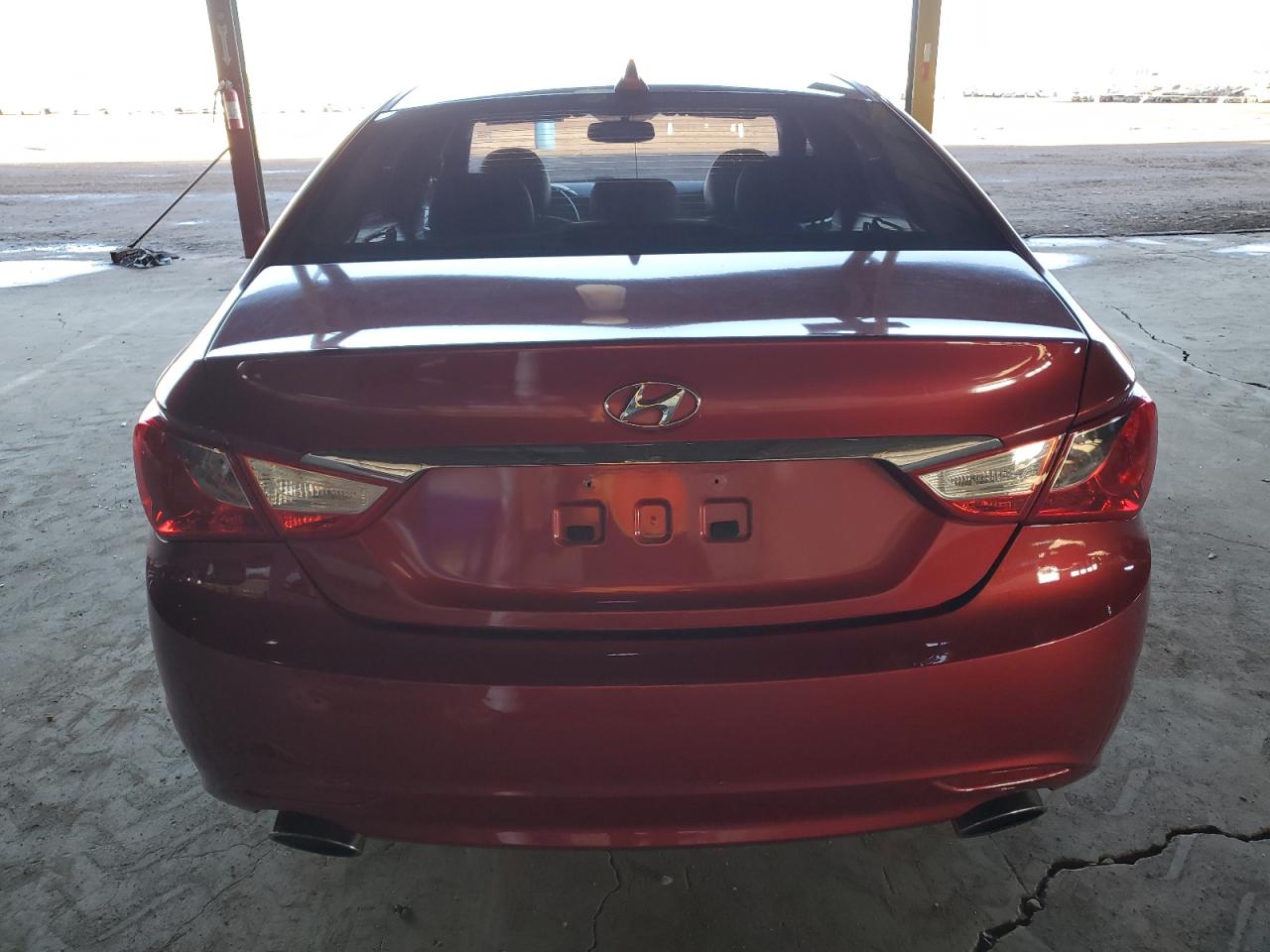 2011 Hyundai Sonata - Image 6