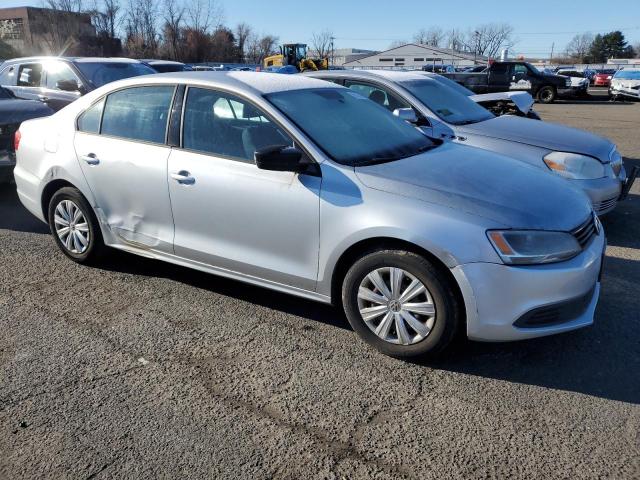  VOLKSWAGEN JETTA 2014 Srebrny