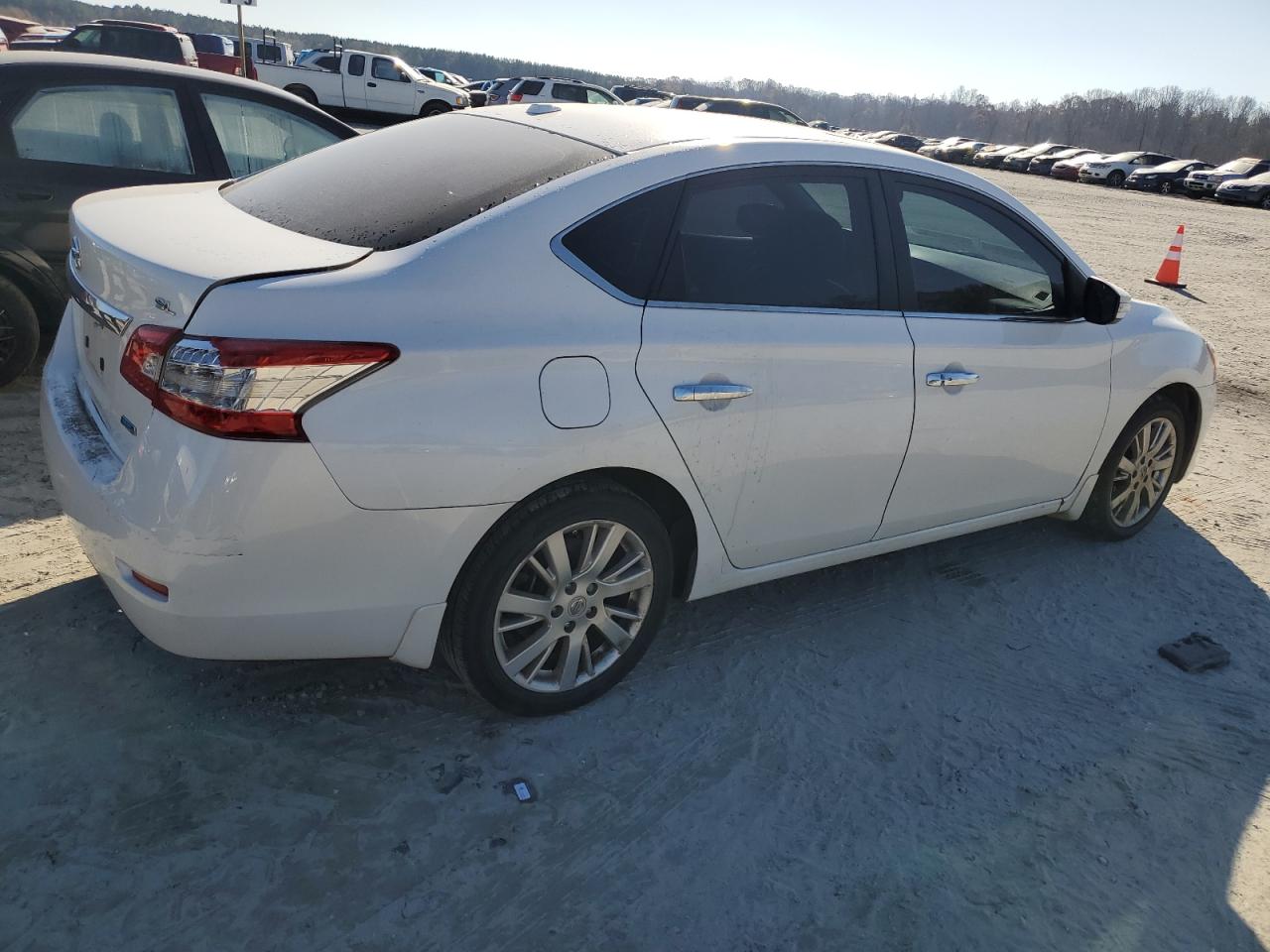 2014 Nissan Sentra - Image 3