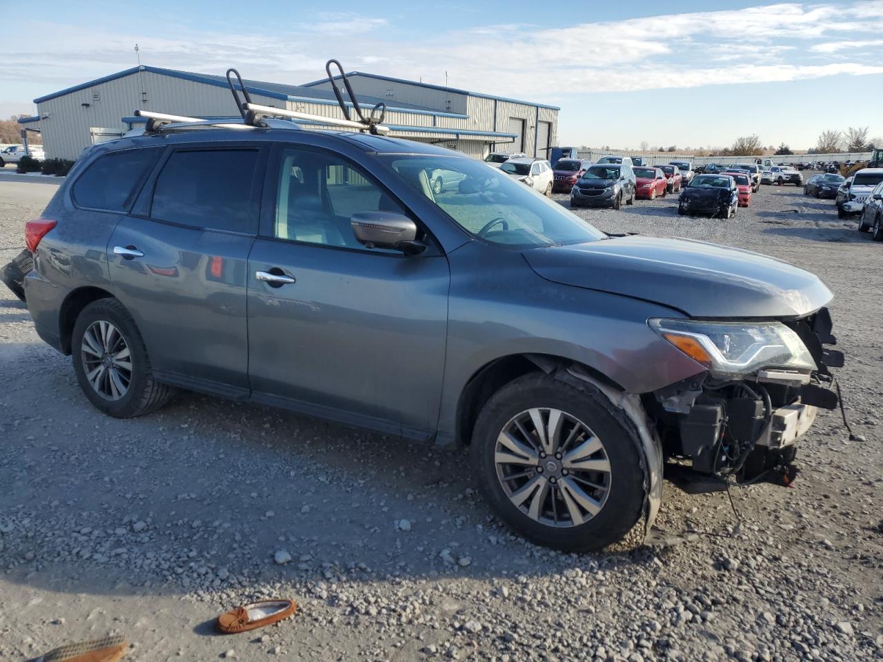 2019 Nissan Pathfinder - Image 4