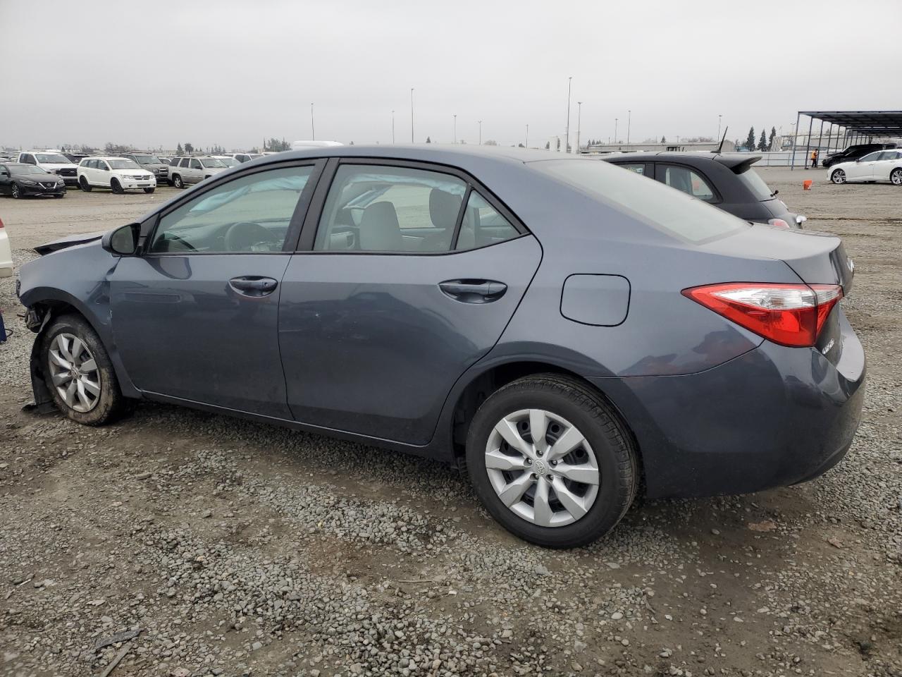 VIN 5YFBURHE9GP373992 2016 TOYOTA COROLLA no.2