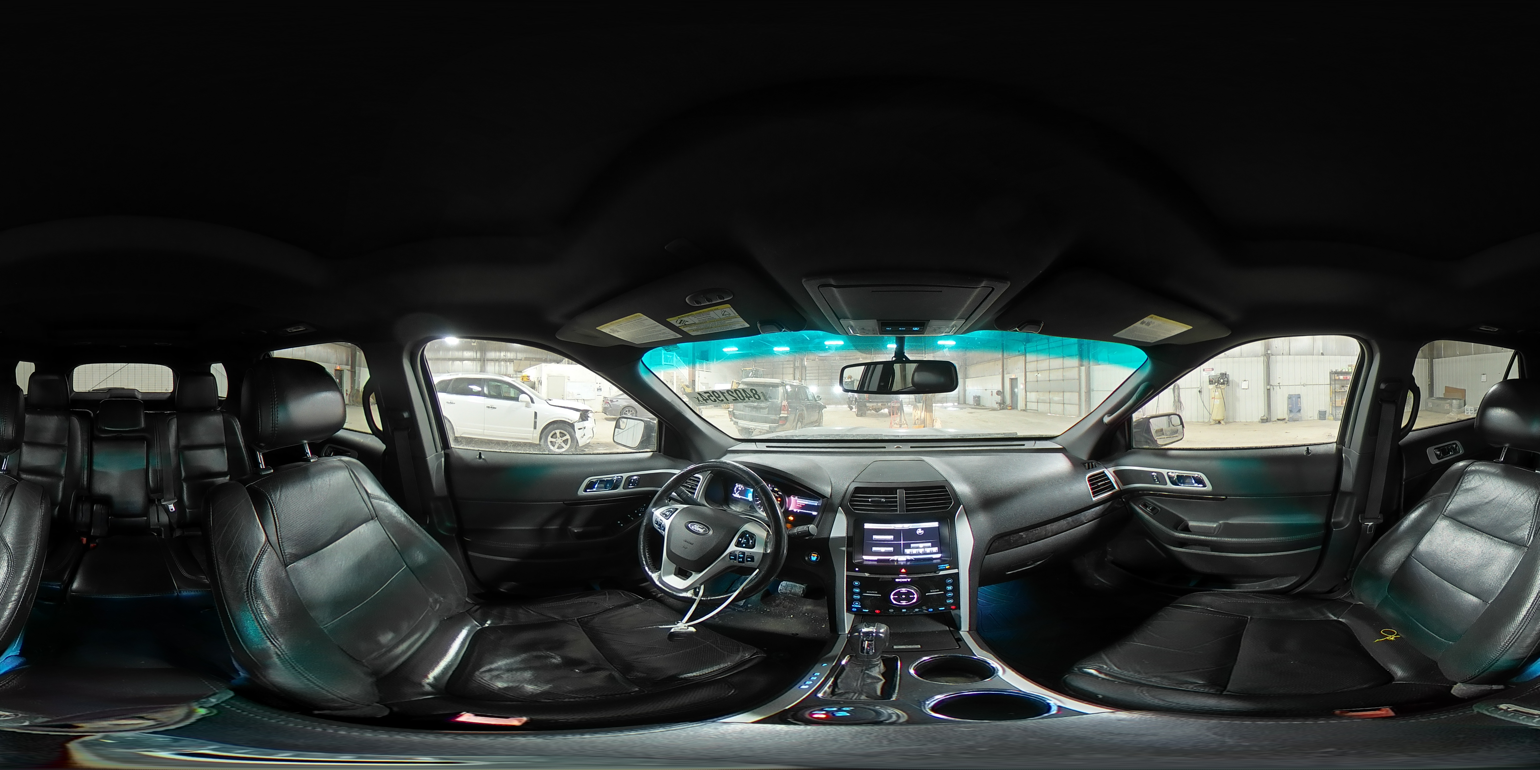 2014 Ford Explorer - Image 13