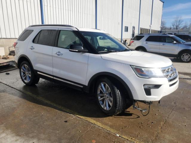  FORD EXPLORER 2018 Белы