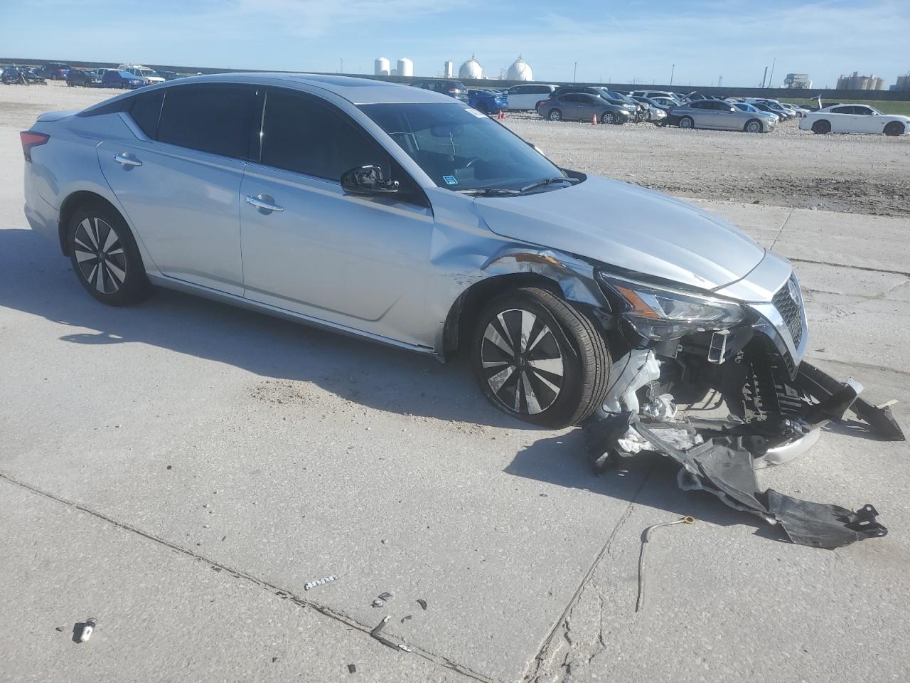 2020 Nissan Altima - Image 4