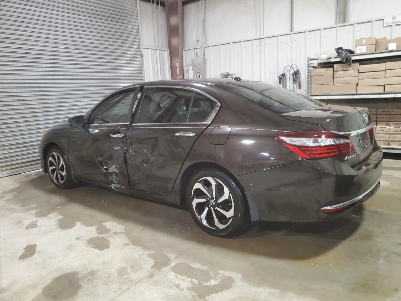 VIN 1HGCR2F84GA228519 2016 HONDA ACCORD no.2