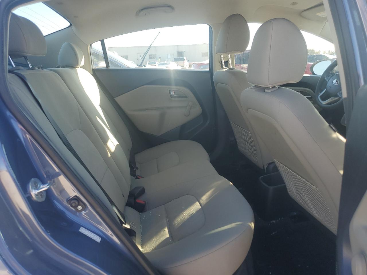 2016 Kia Rio - Image 10