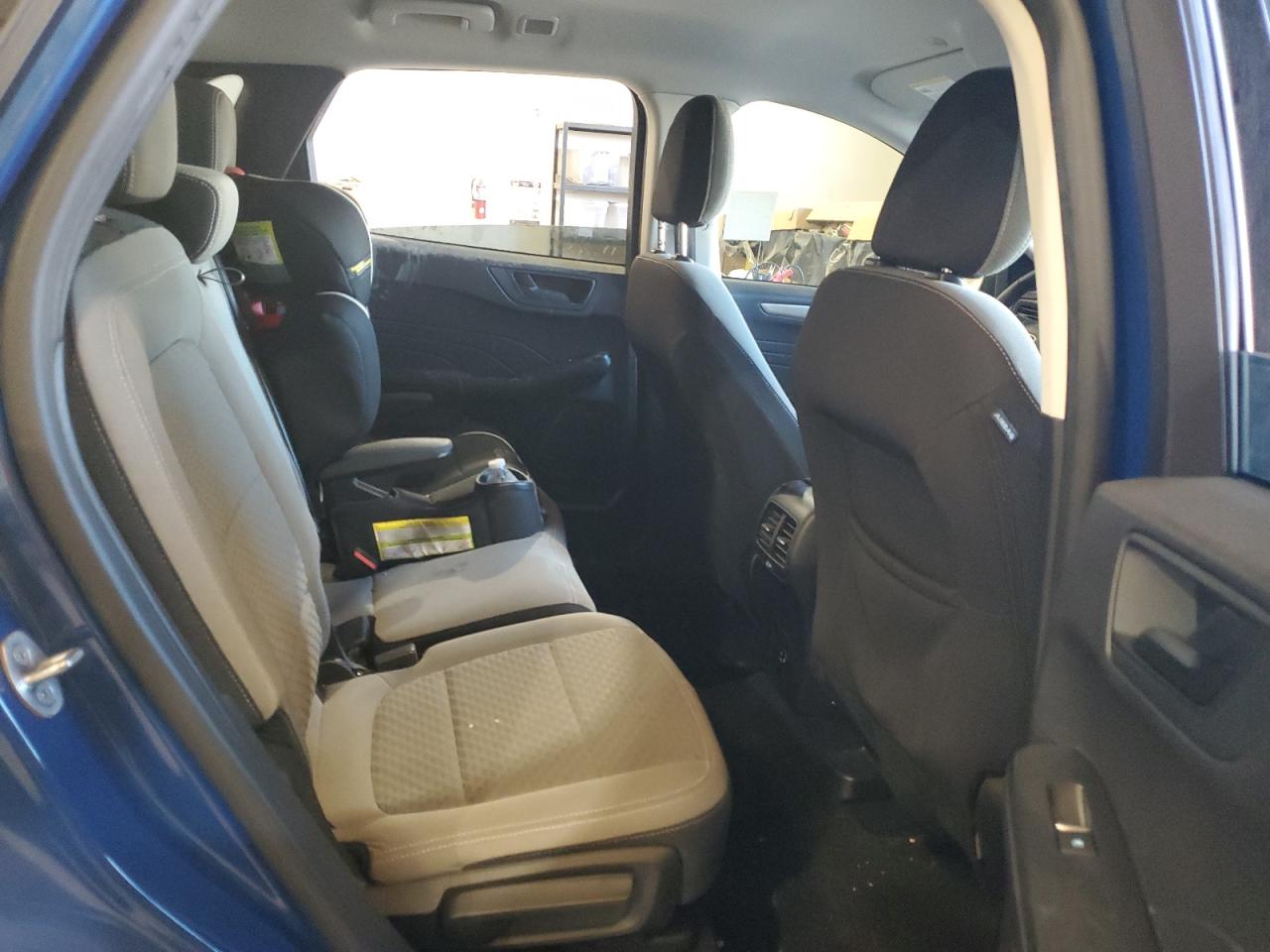 2022 Ford Escape - Image 10