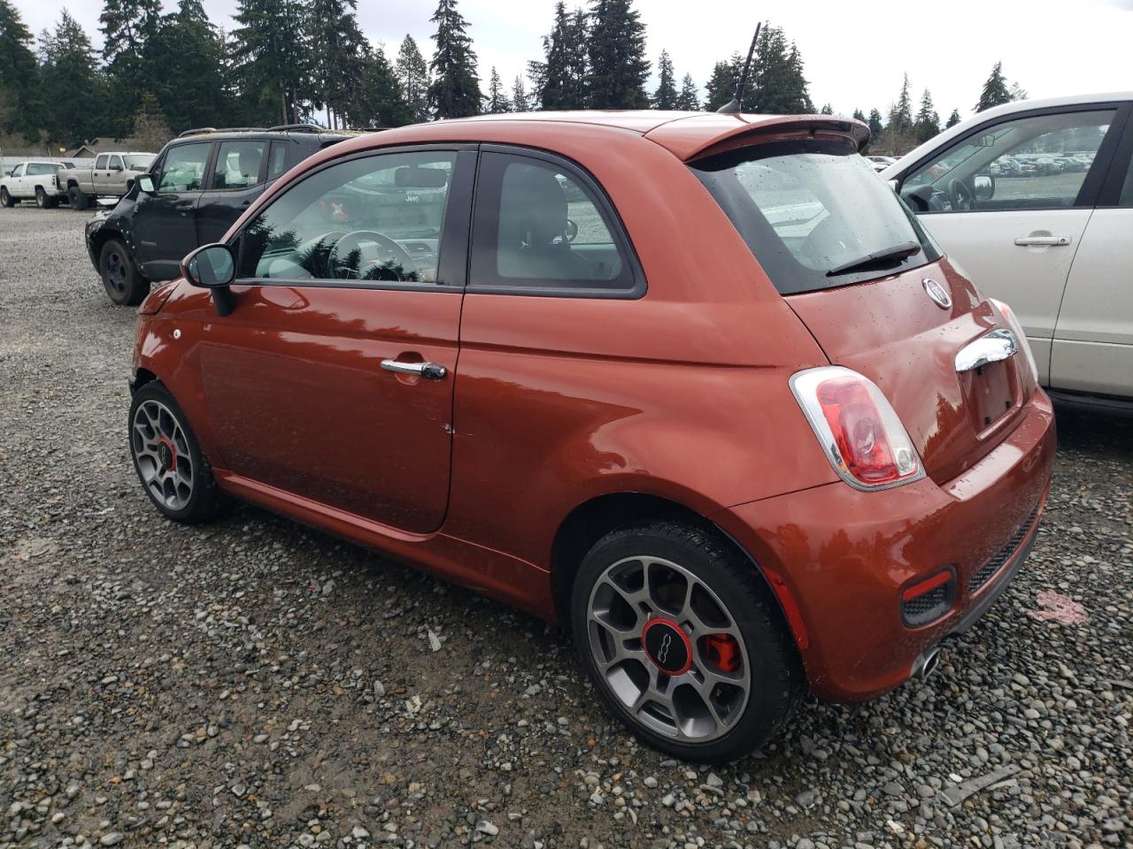 VIN 3C3CFFBR1DT752085 2013 FIAT 500 no.2