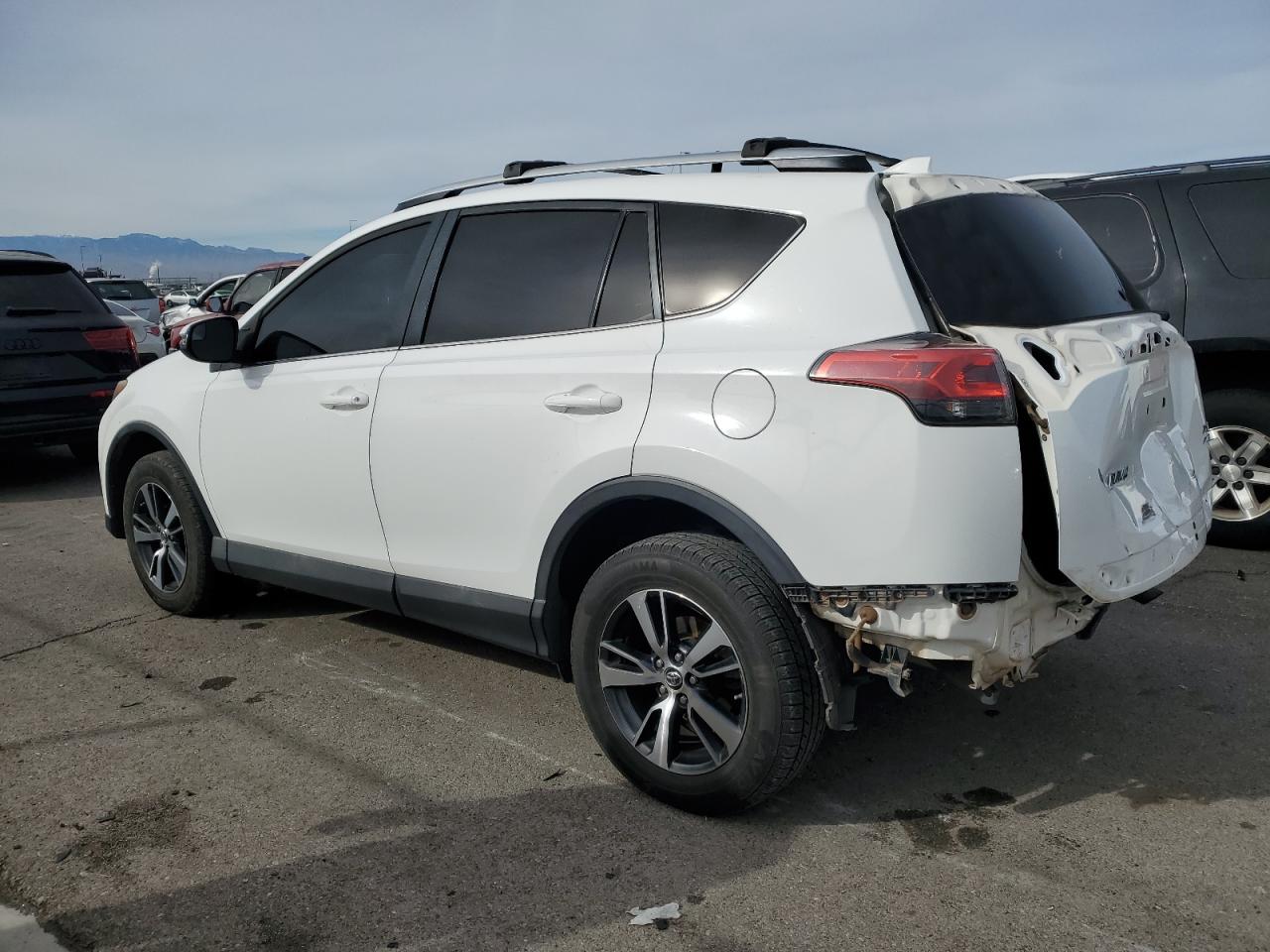 2016 Toyota RAV 4 - Image 2