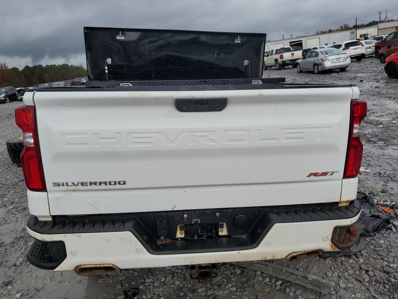 2021 Chevrolet Silverado - Image 6