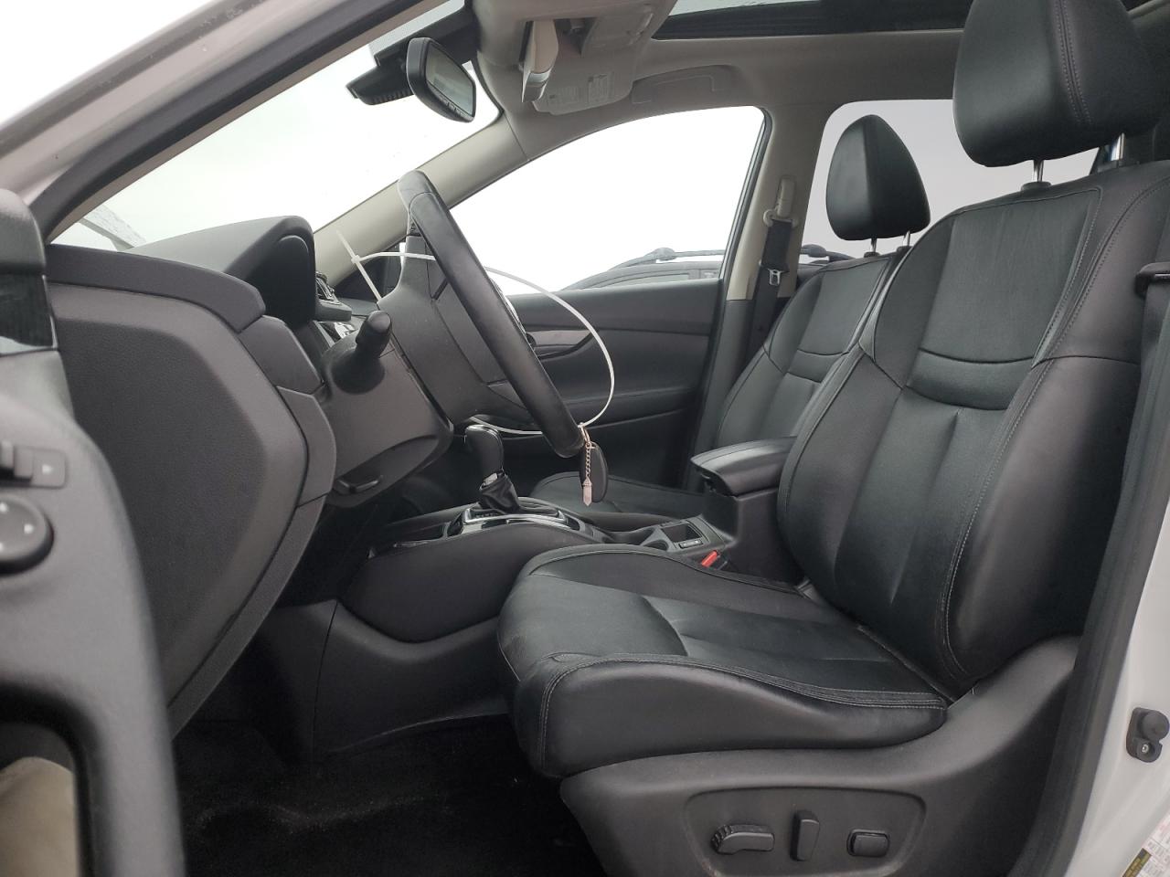 2018 Nissan Rogue - Image 7