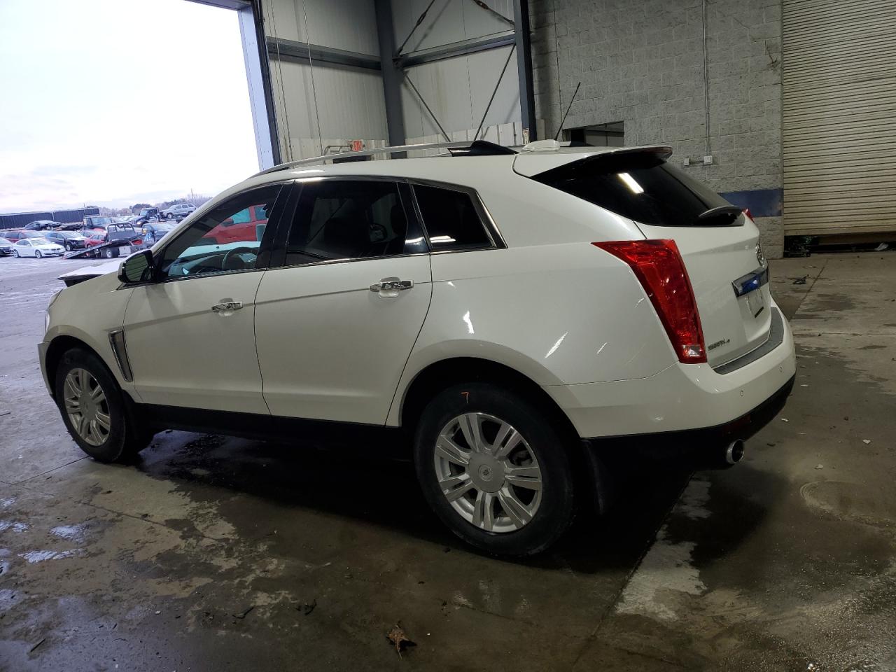 2015 Cadillac SRX - Image 2