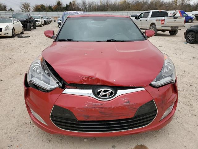  HYUNDAI VELOSTER 2017 Красный