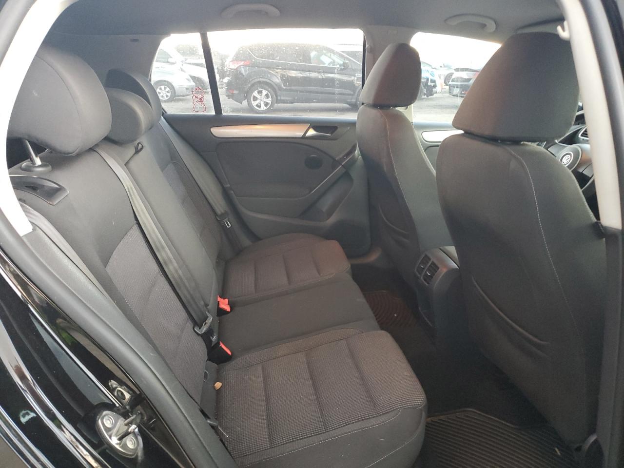 2013 Volkswagen Golf VIN: WVWDB7AJ1DW016528 Lot: 85528104