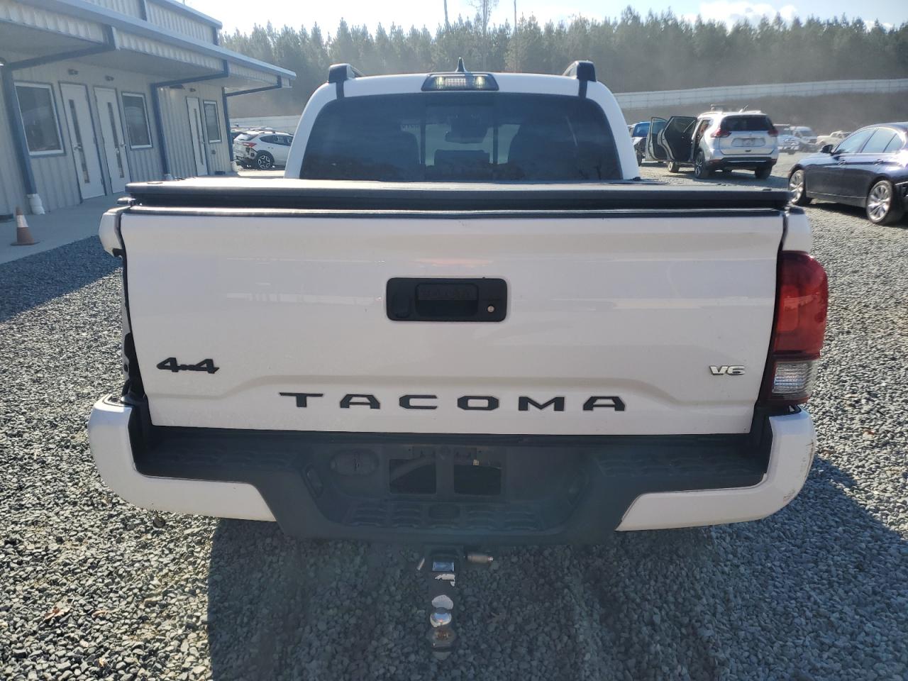 2018 Toyota Tacoma - Image 6