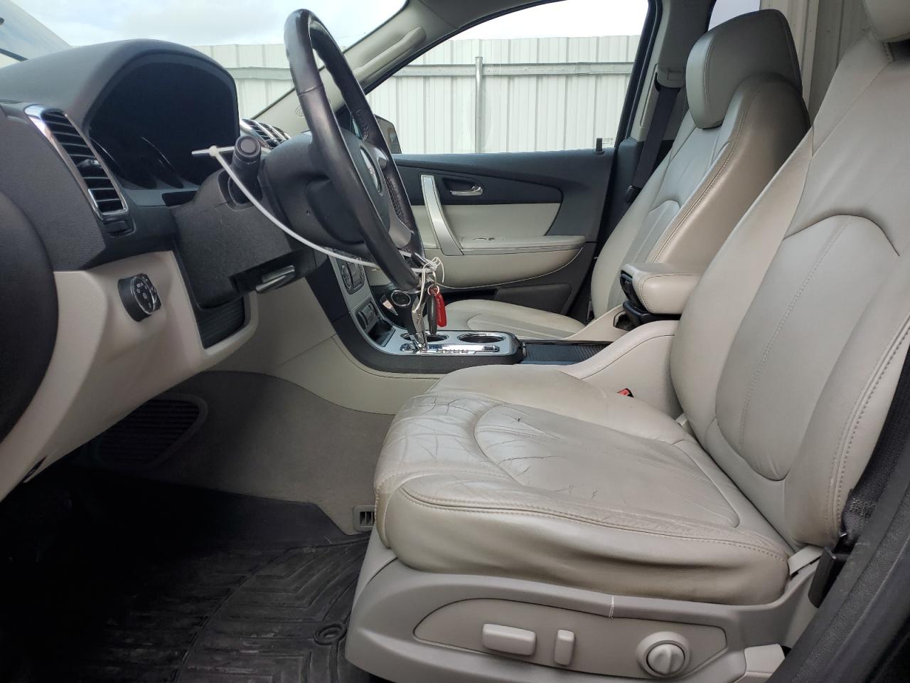 2011 GMC Acadia - Image 7