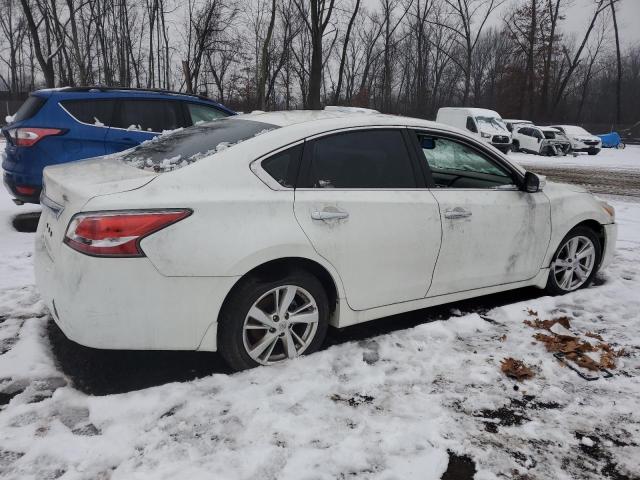 Sedans NISSAN ALTIMA 2015 White