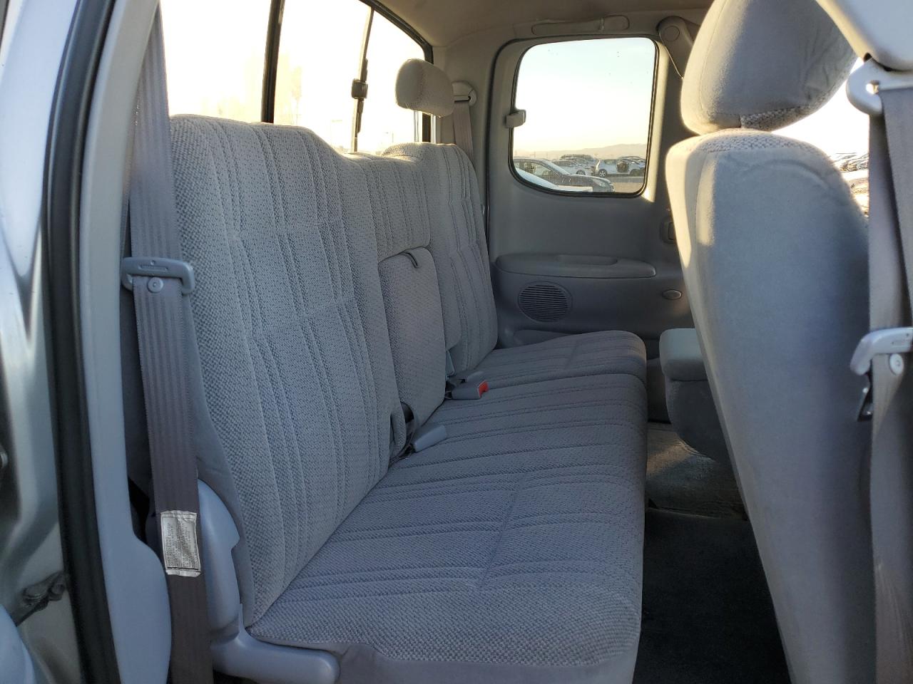 2002 Toyota Tundra Access Cab Sr5 VIN: 5TBRN34102S261621 Lot: 85602234