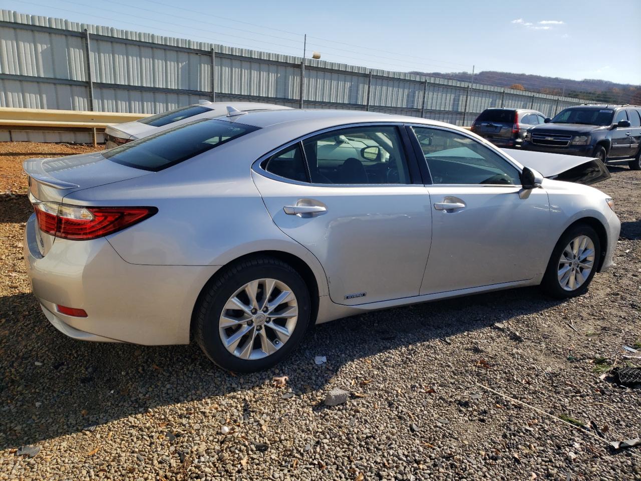 2013 Lexus ES - Image 3