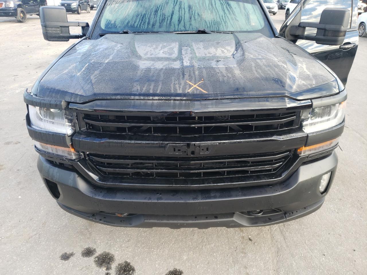 2017 Chevrolet Silverado - Image 12