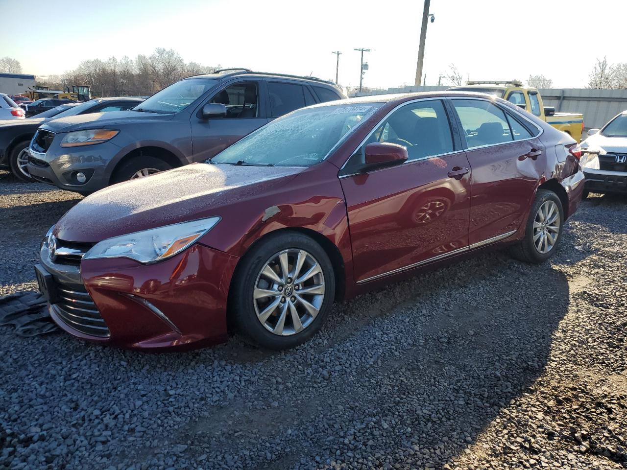 VIN 4T1BF1FK4HU657342 2017 TOYOTA CAMRY no.1