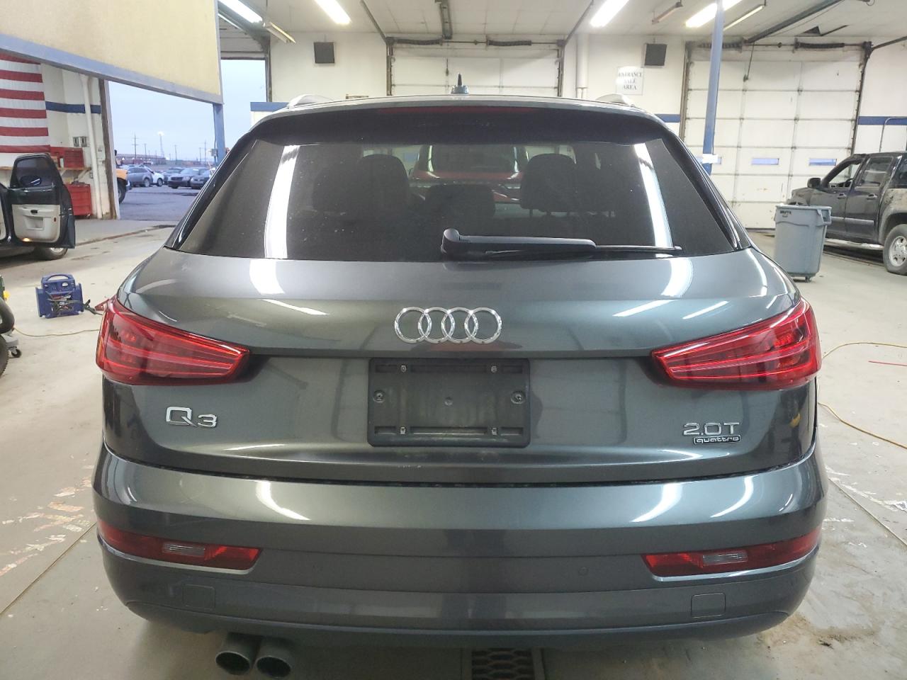 VIN WA1JCCFS0JR006359 2018 AUDI Q3 no.6