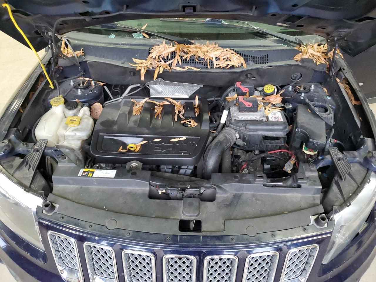 2016 Jeep Compass Latitude VIN: 1C4NJDEB1GD758744 Lot: 82963564