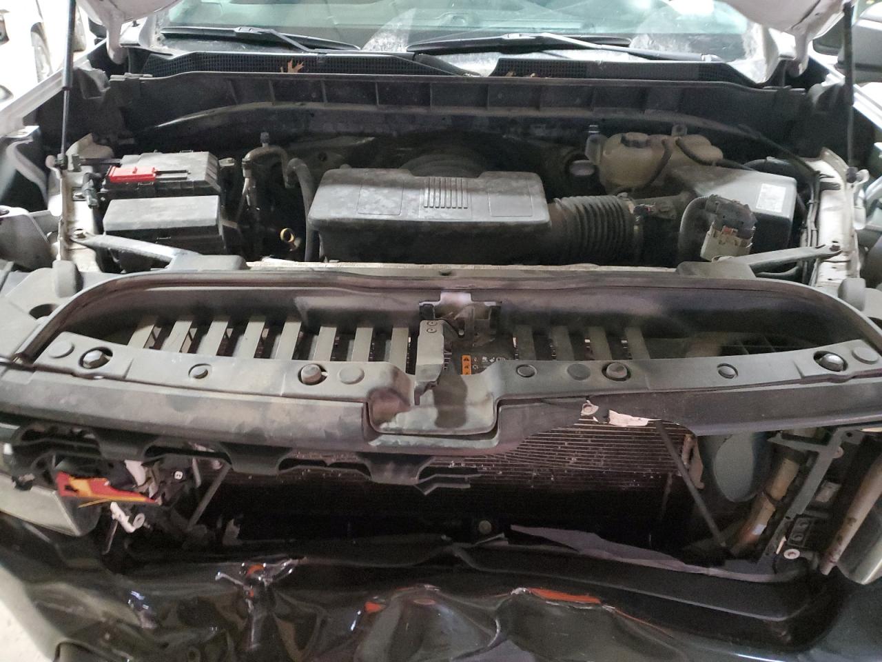 2019 Chevrolet Silverado - Image 11
