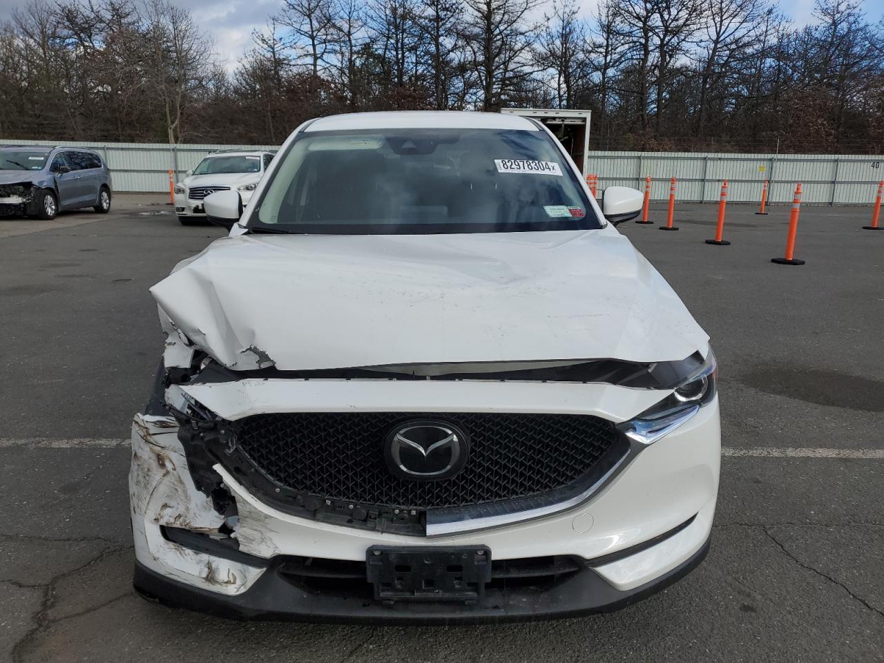 2018 Mazda CX-5 - Image 5
