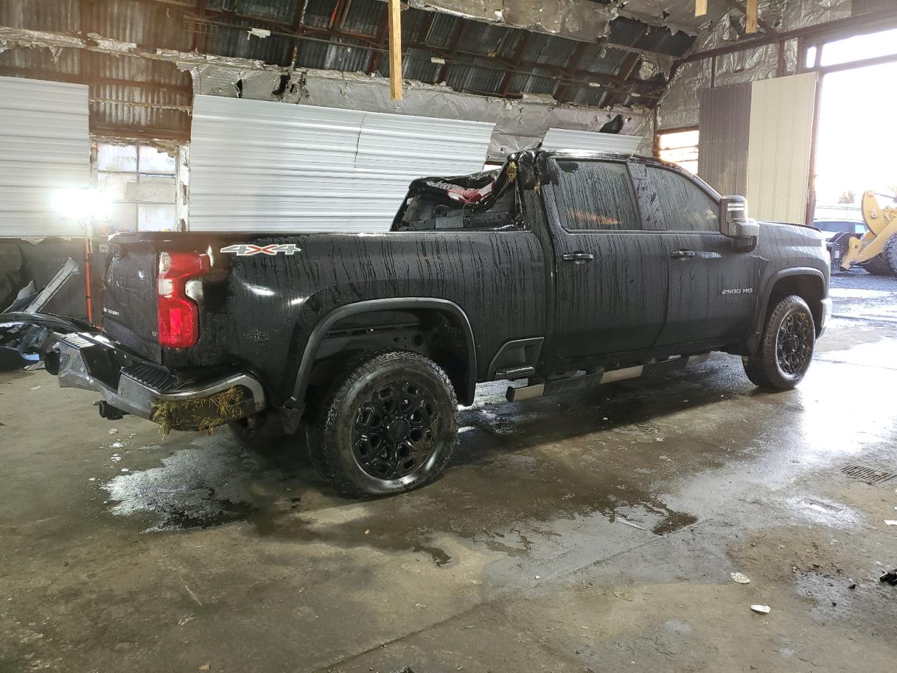 2024 Chevrolet Silverado - Image 3