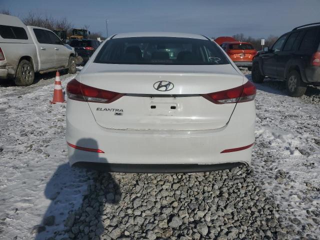  HYUNDAI ELANTRA 2018 Белы