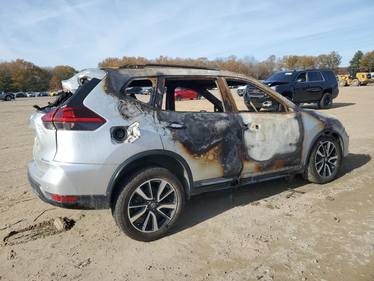 2019 Nissan Rogue - Image 3