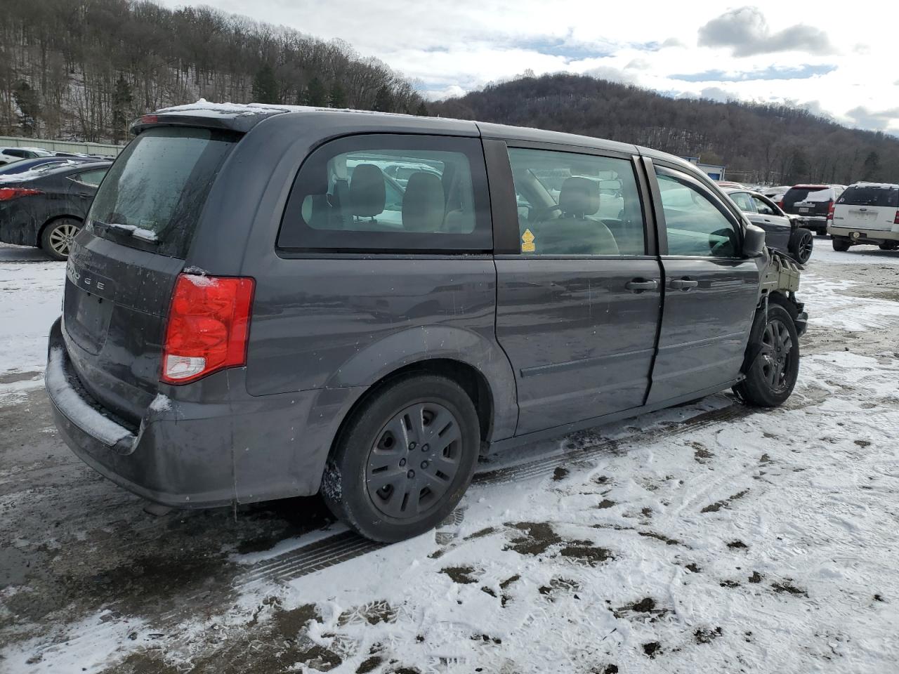 VIN 2C4RDGBG7GR183766 2016 DODGE CARAVAN no.3