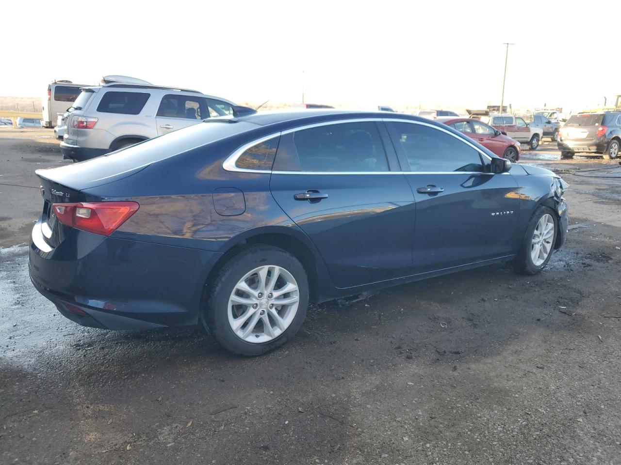 2018 Chevrolet Malibu - Image 3