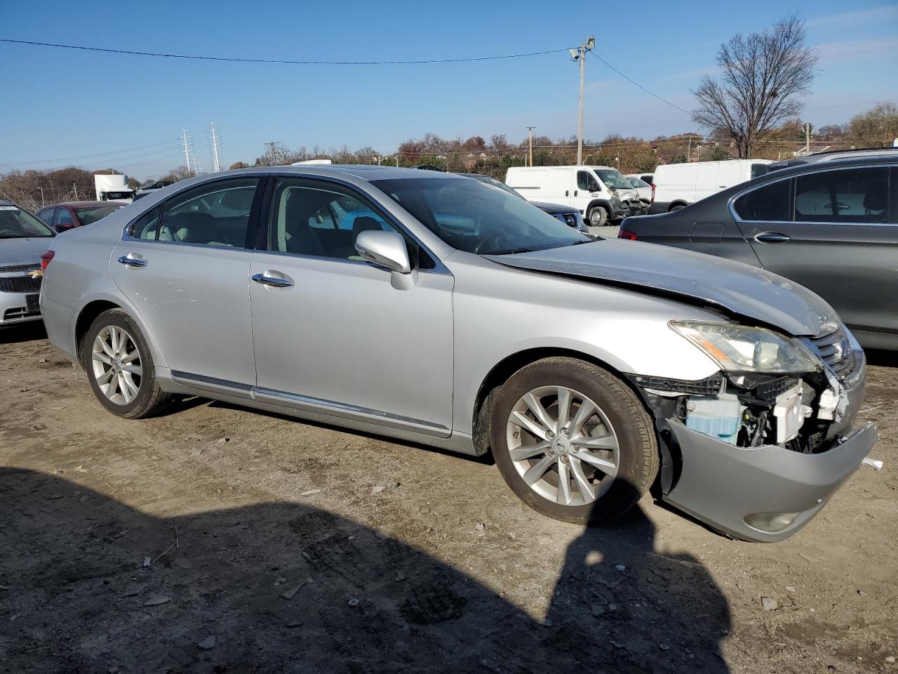 2011 Lexus ES - Image 4