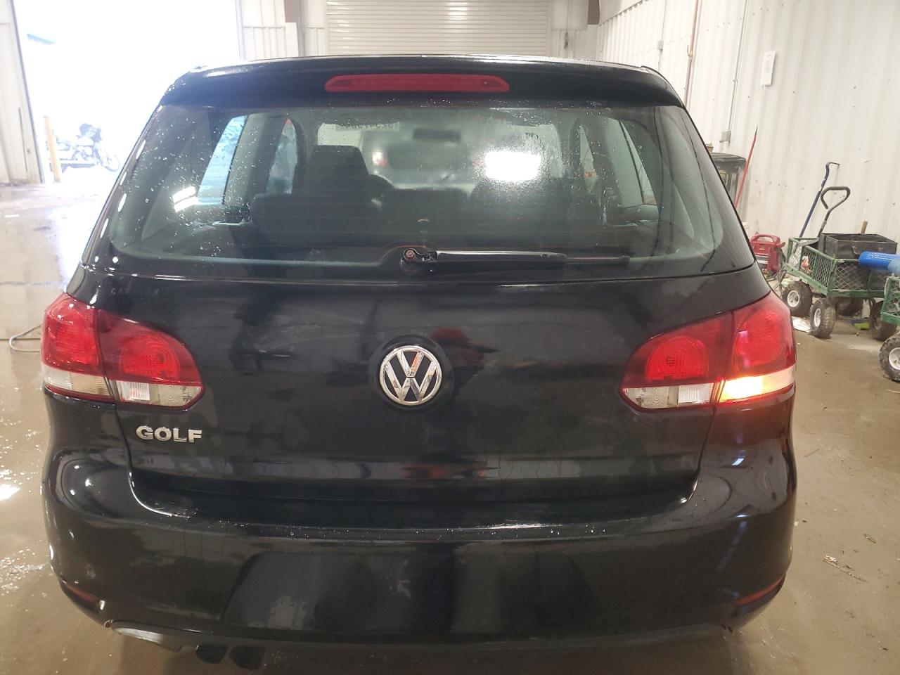 2010 Volkswagen Golf - Image 6