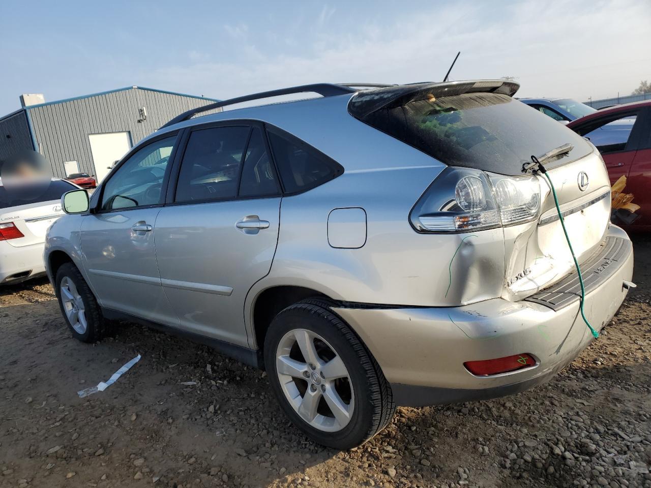 2005 Lexus RX - Image 2