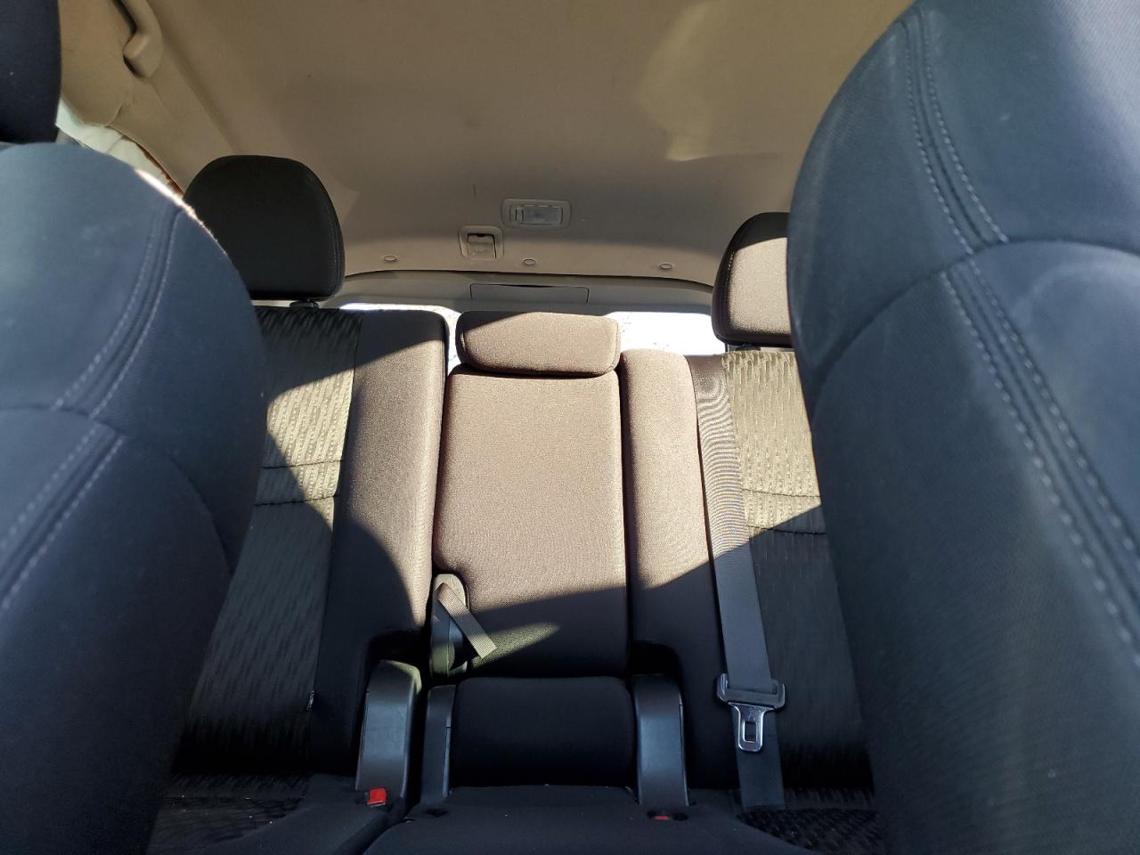 2017 Nissan Rogue - Image 10