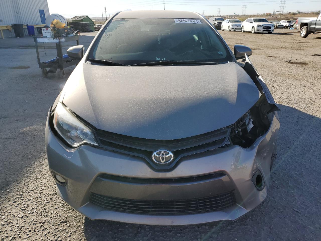 VIN 5YFBURHE6FP316177 2015 TOYOTA COROLLA no.5