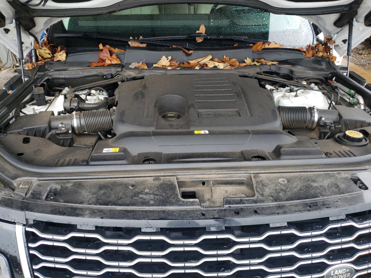 2020 Land Rover Range Rover - Image 11