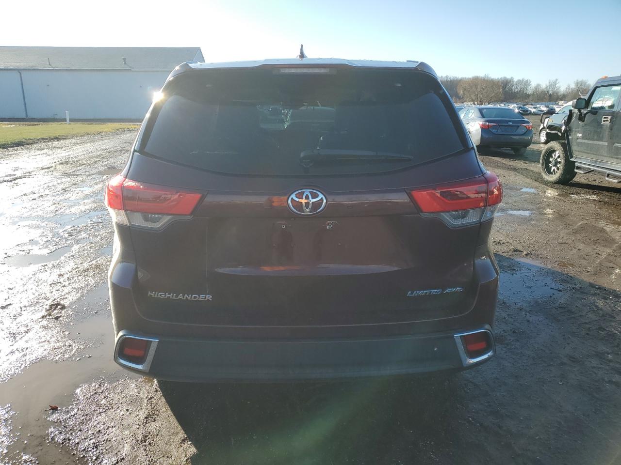 VIN 5TDDZRFH8HS359758 2017 TOYOTA HIGHLANDER no.6