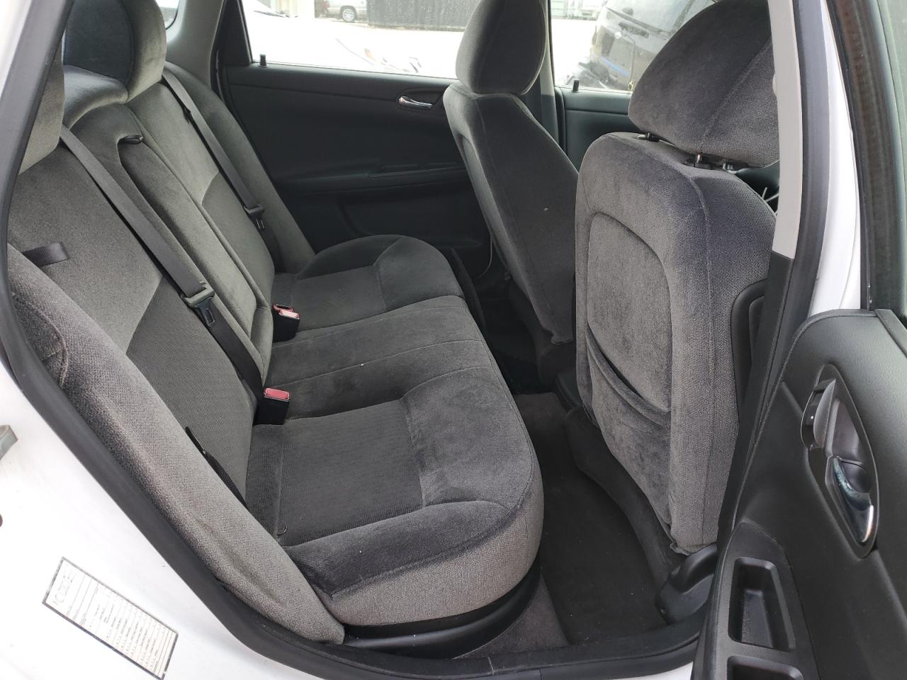2014 Chevrolet Impala - Image 10