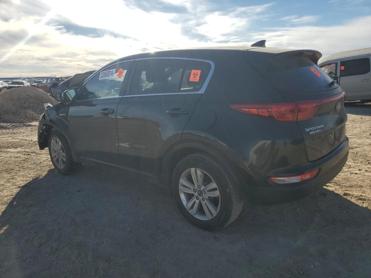 KNDPMCAC4K7602469 2019 KIA SPORTAGE - Image 2