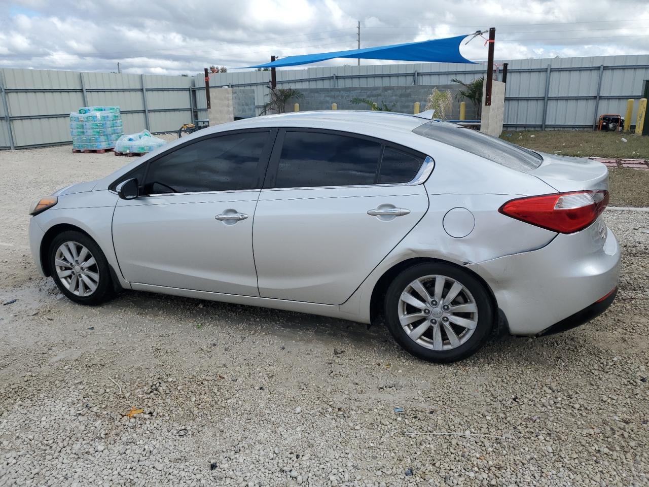 KNAFX4A80F5265611 2015 KIA FORTE - Image 2