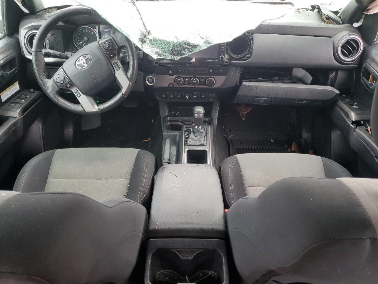 2020 Toyota Tacoma - Image 8