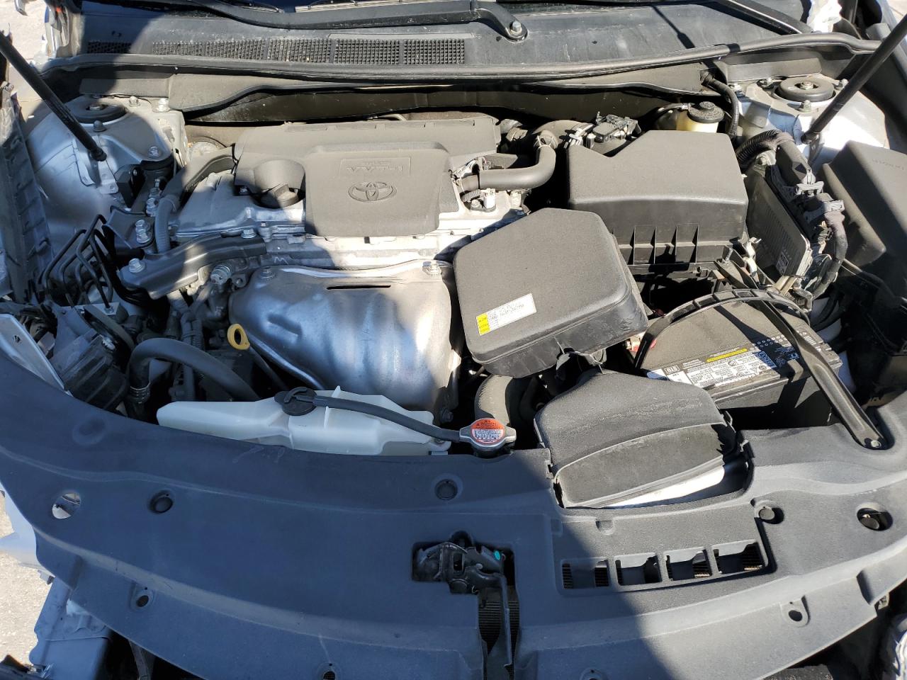 2016 Toyota Camry - Image 11