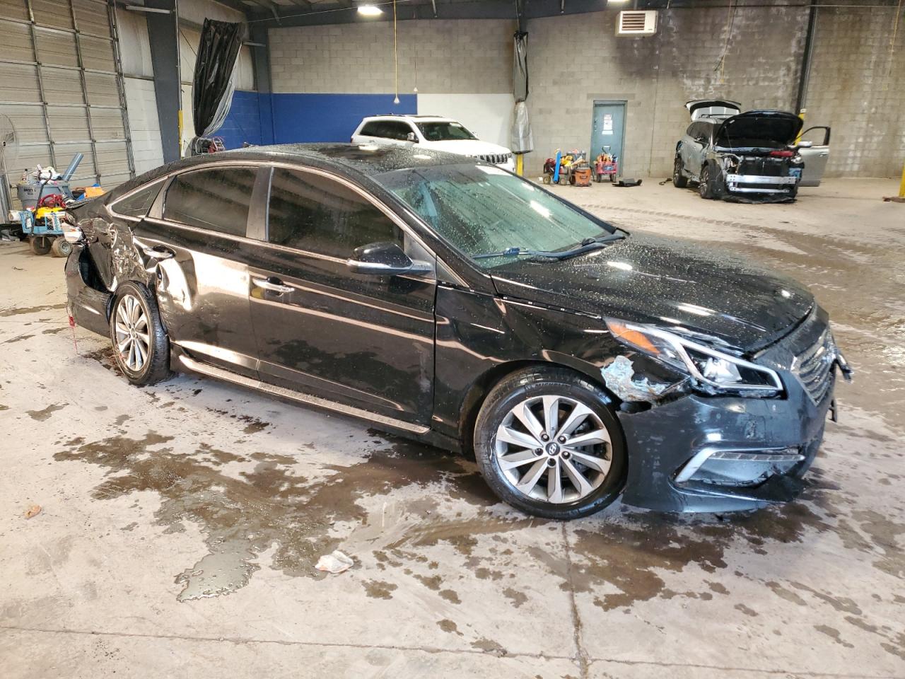 2015 Hyundai Sonata - Image 4