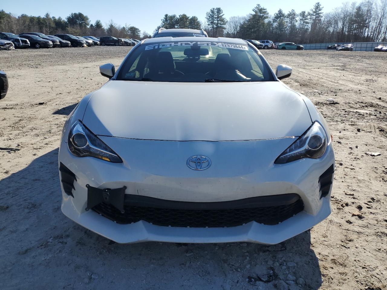 VIN JF1ZNAA18J9701152 2018 TOYOTA 86 no.5