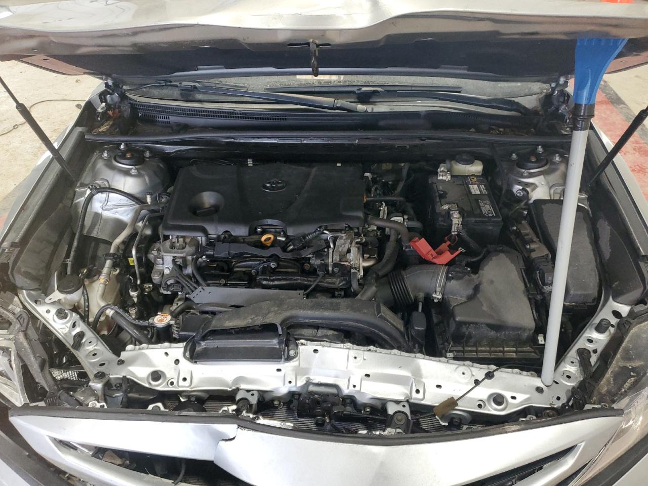 2020 Toyota Camry - Image 11